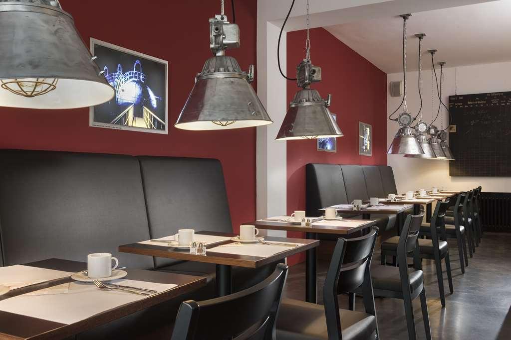 弗洛特尔杜伊斯堡索拉塔酒店 餐厅 照片